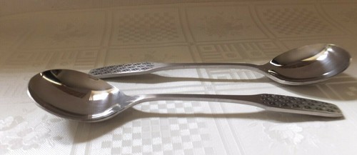 Pair viners shape soup - of, /