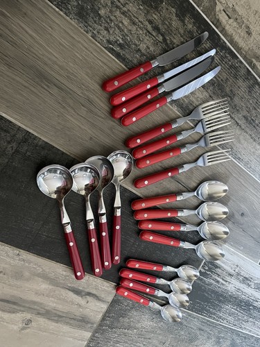 Red cutlery set - red,